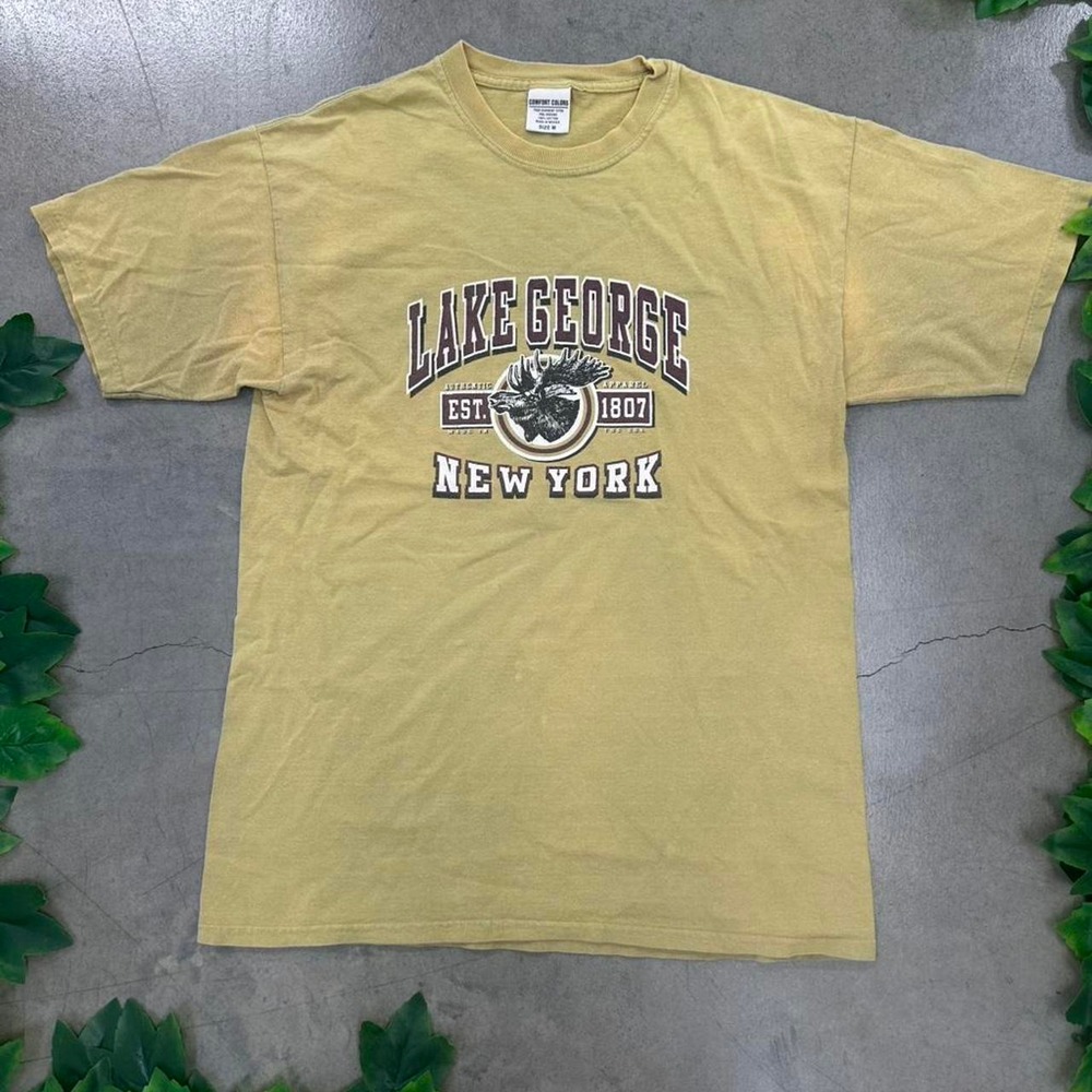 Lake George New York Moose Graphic T-Shirt Comfort Colors